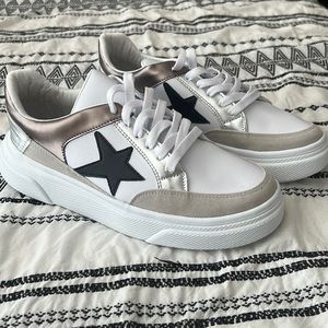 Pink Lily star sneakers